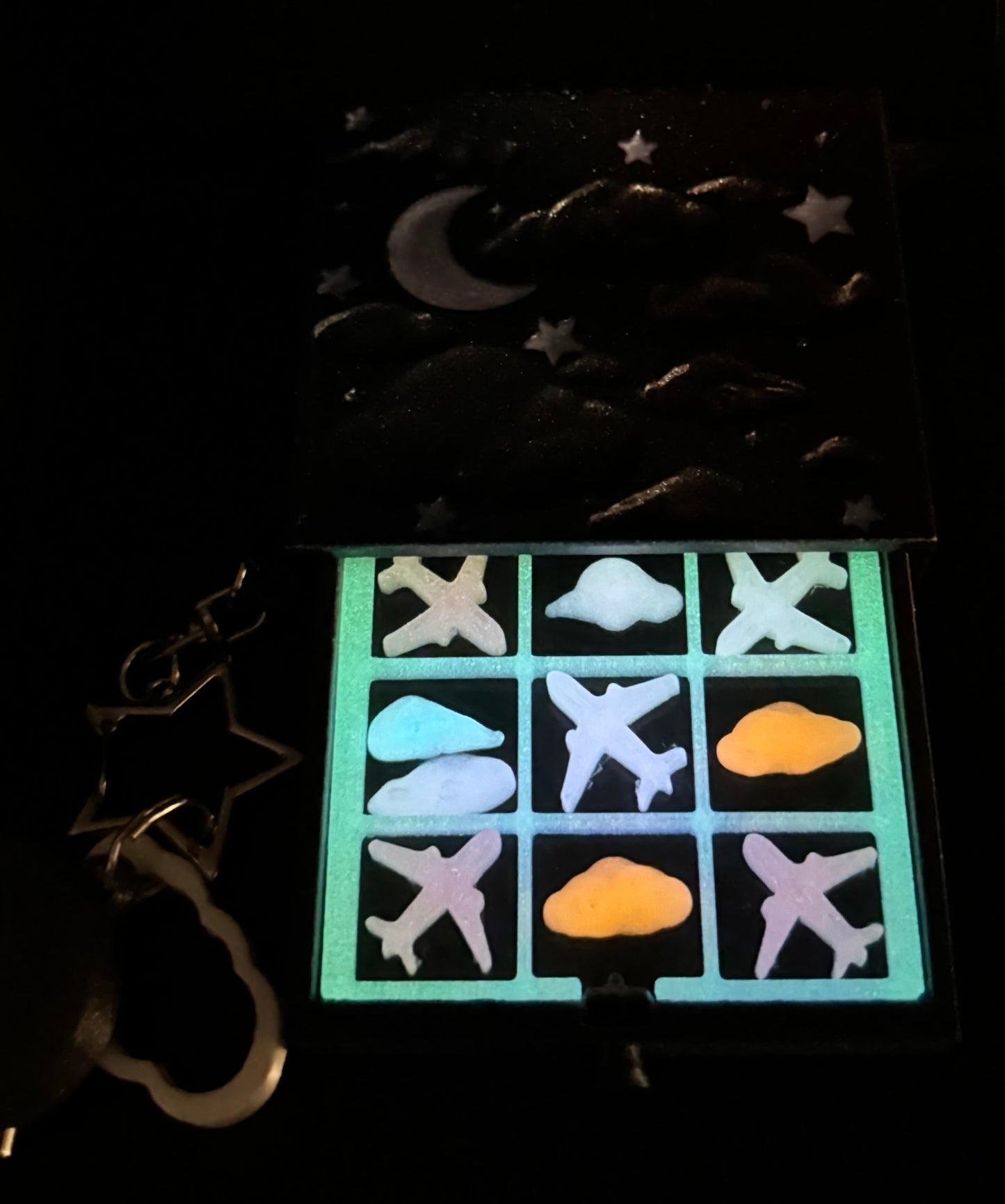 ✈️ Tic Tac Takeoff™ Night Sky Edition